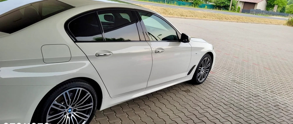 BMW Seria 5 cena 133000 przebieg: 114000, rok produkcji 2017 z Kraków małe 232